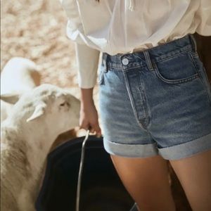 Reformation “Charlie” high waist cuffed shorts size 31